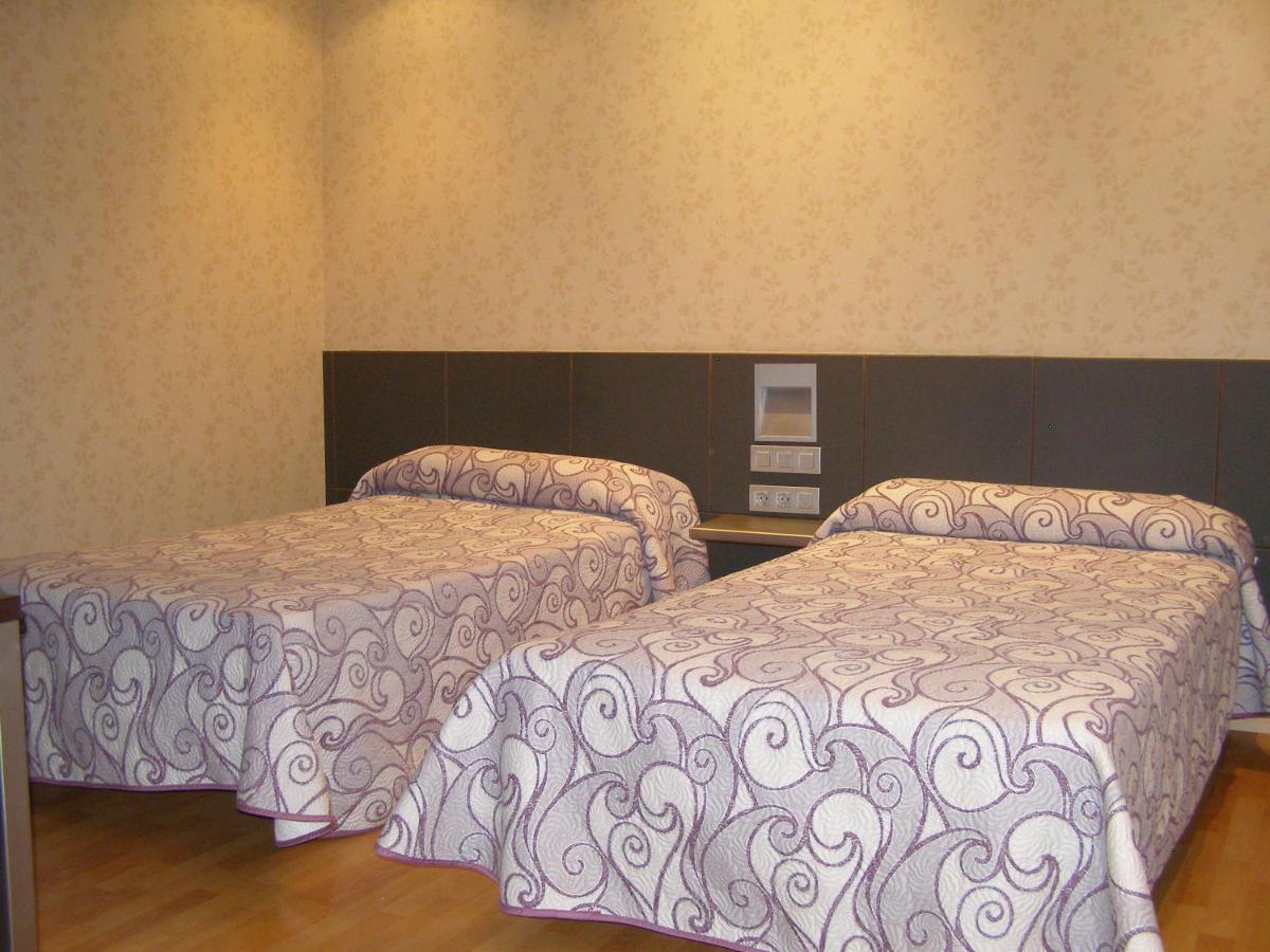 Buniel Hotel Area Serrano מראה חיצוני תמונה